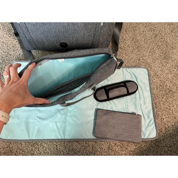 NEW Hie Diaper Bag Backpack V1: changing pad, insulated pouch, stroller caddy - Picture 13 of 16